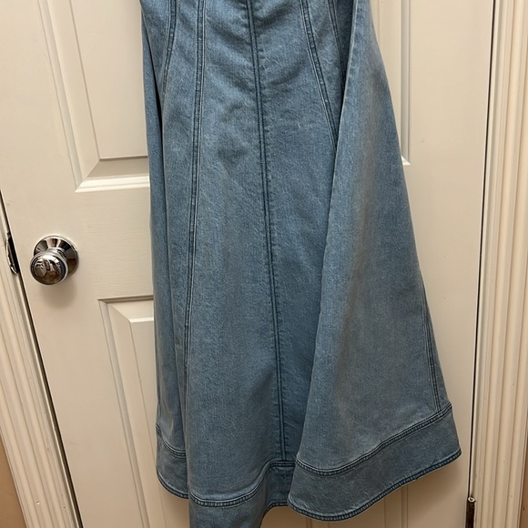 PILCRO SQUARE-NECK SEAMED CHAMBRAY MIDI DRESS Isabel wash - Picture 10 of 12